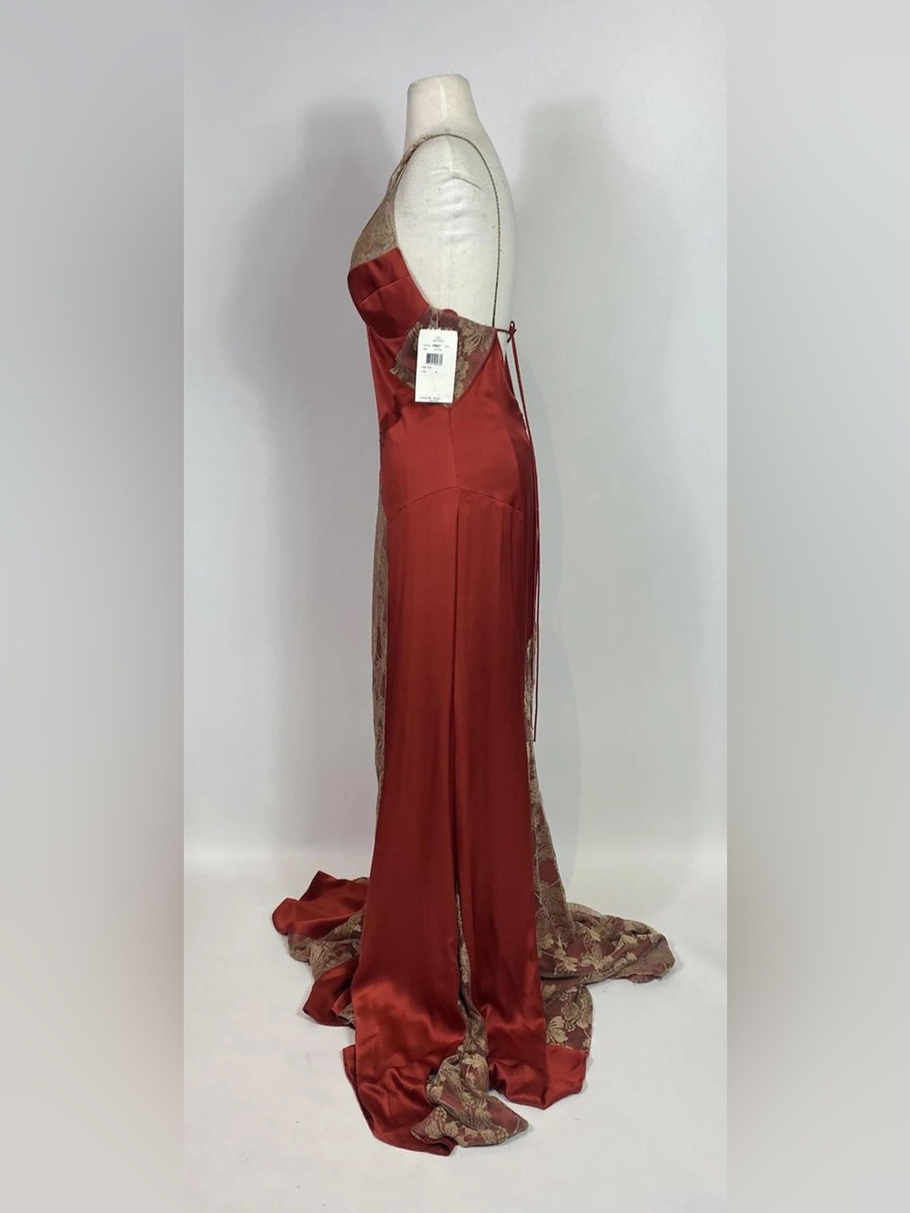1990s - Y2K Nicole Miller Red Silk Satin and Gold Lace Gown Deadstock NWT - Picture 4 of 10